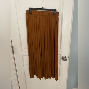 Topshop rust satin midi skirt size 8.